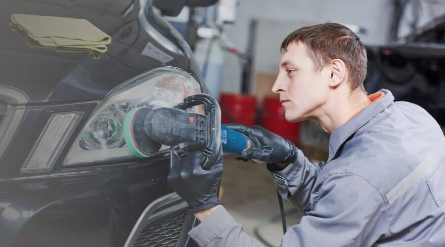 Why choose water damage restoration service for emergency flood repair in Hamilton